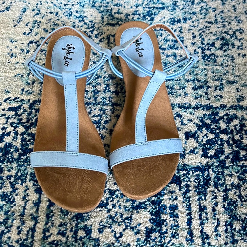 Price cut ✂️ NEW Wedge sandals